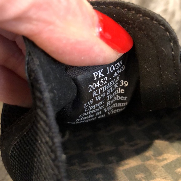 OluKai shoes 🫶🏽 - Picture 3 of 8